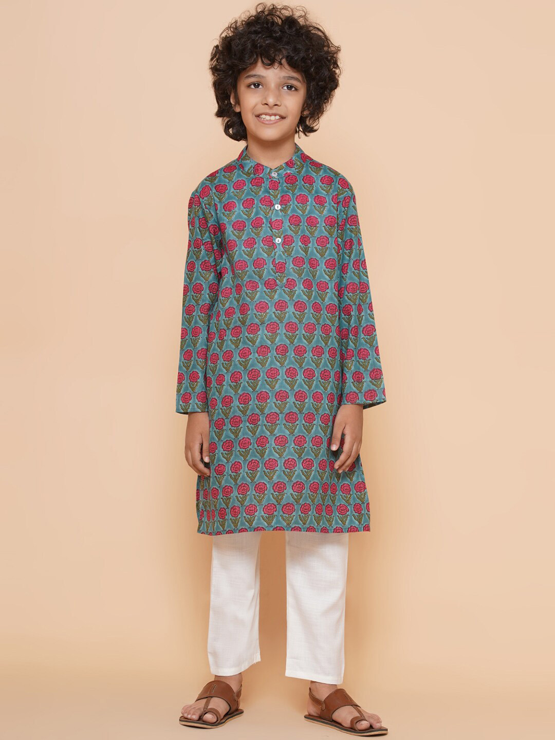 

Bittu By Bhama Boys Floral Printed Pure Cotton Kurta With Pyjamas, Blue