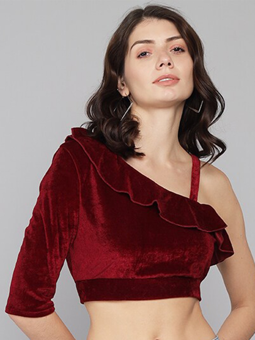 

VAARARO One Shoulder Ruffles Velvet Crop Top, Maroon