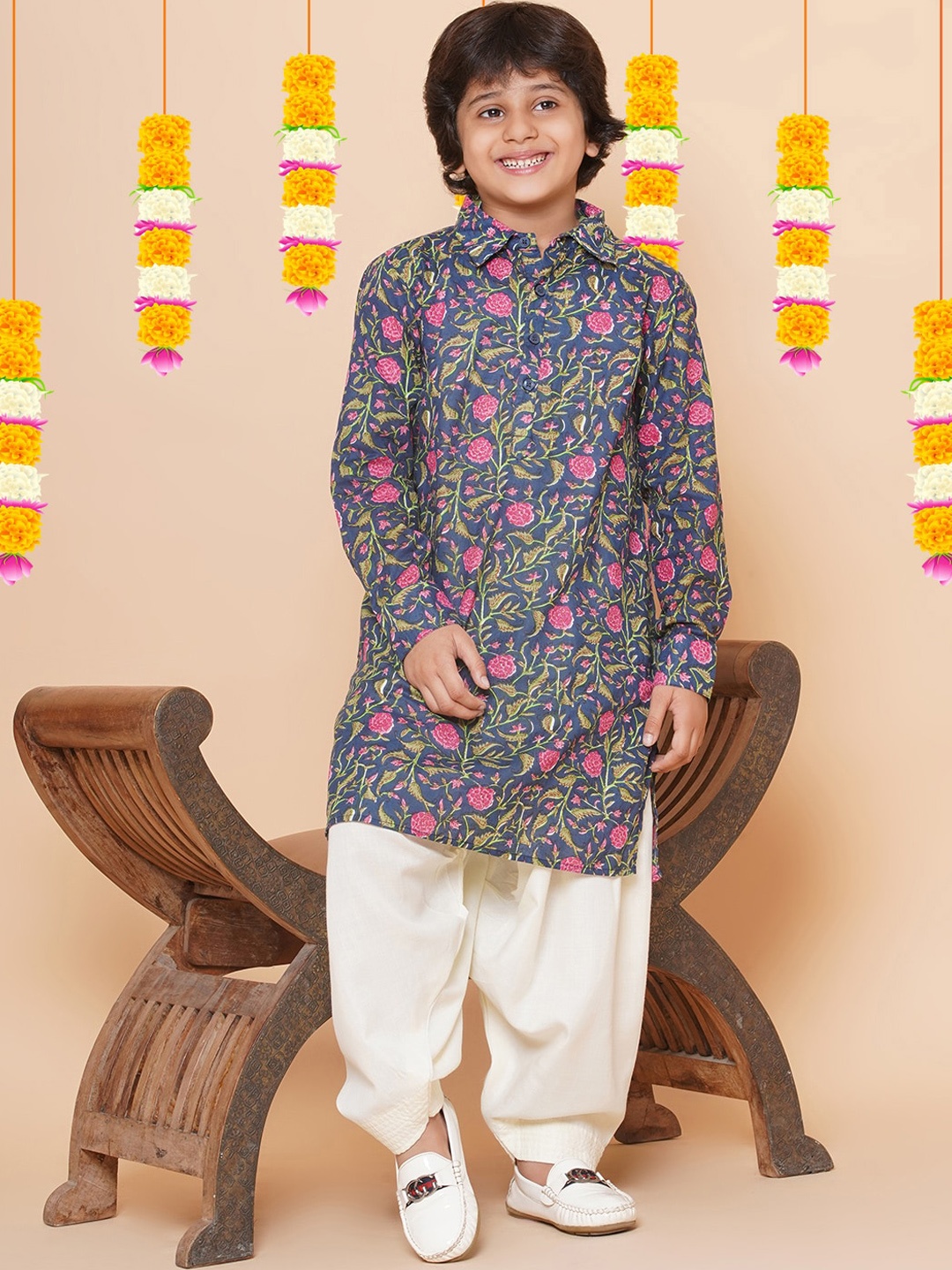 

Bittu By Bhama Boys Floral Printed Shirt Collar Pure Cotton Kurta with Salwar, Blue