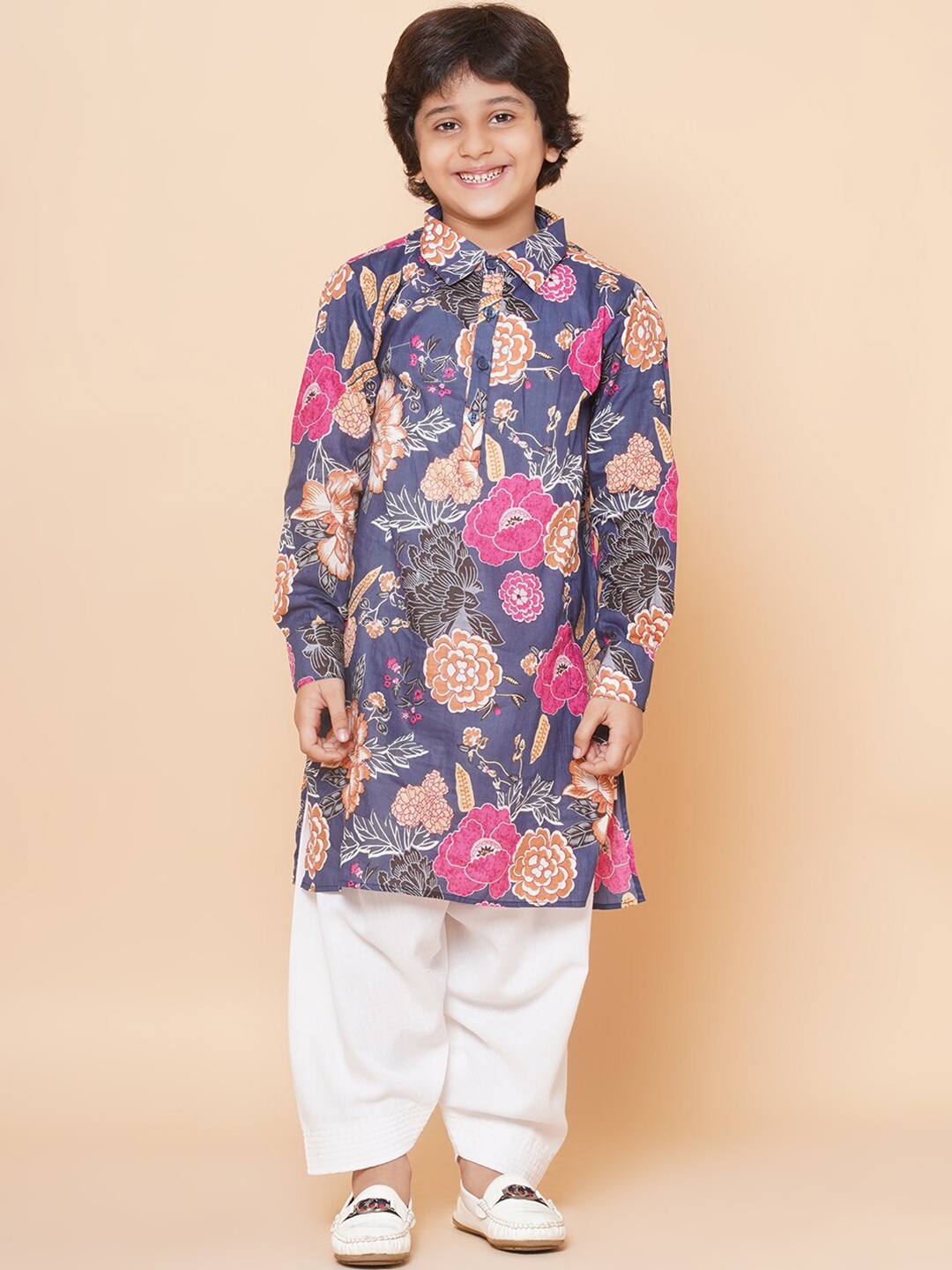

Bittu By Bhama Boys Floral Printed Regular Pure Cotton Kurta with Salwar, Blue
