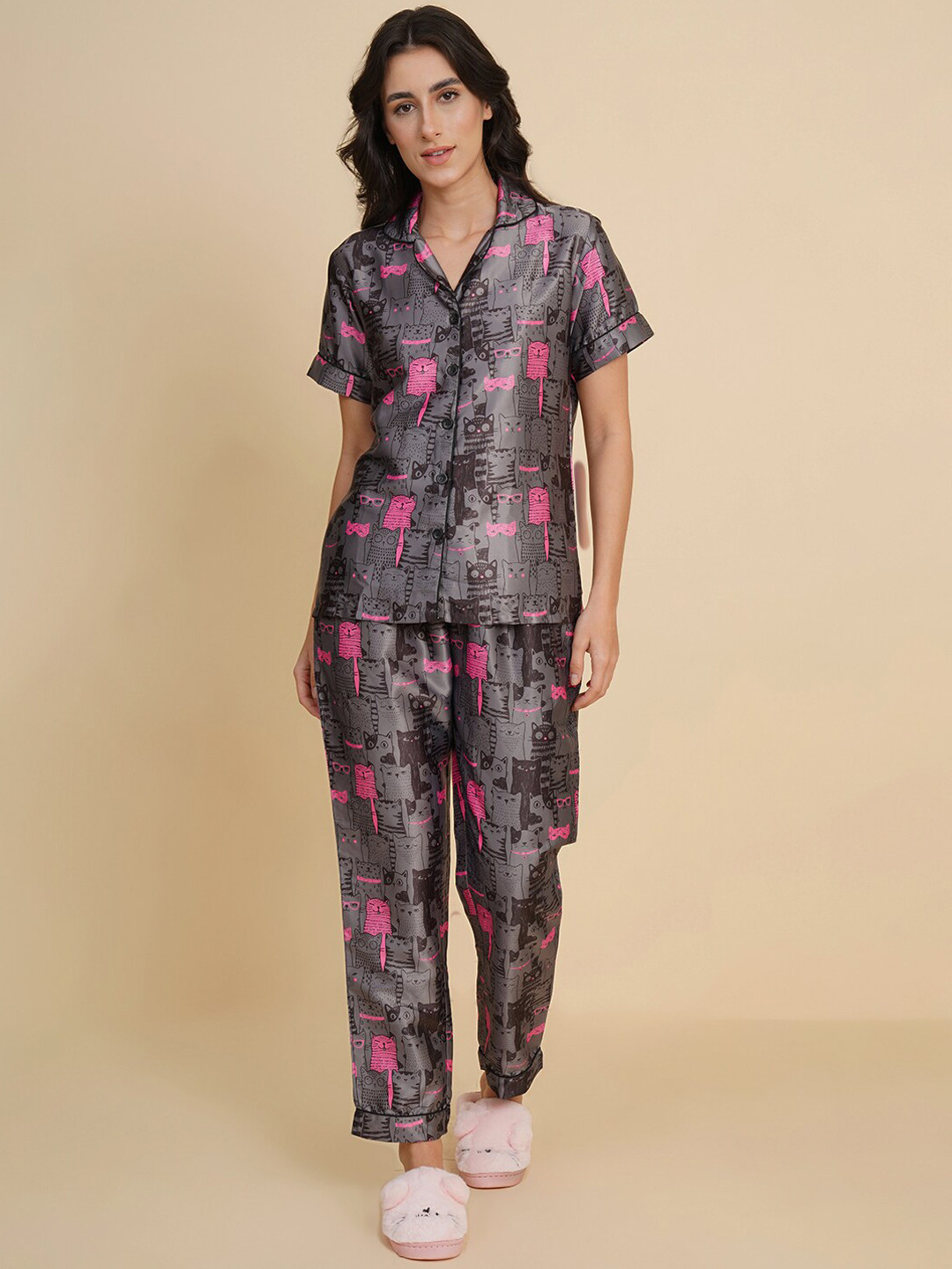 

Fbella Graphic Printed Satin Night Suit, Grey