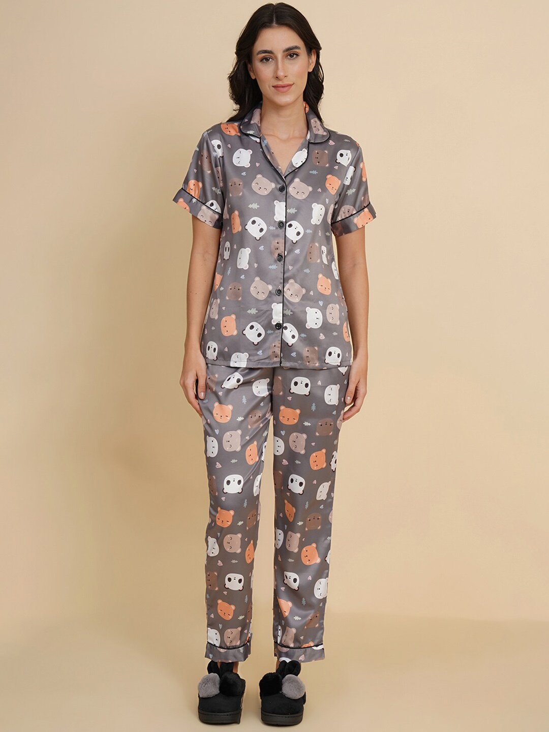 

Fbella Graphic Printed Satin Night Suit, Grey