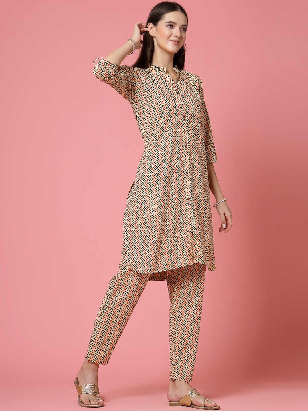 

Molly & Michel Printed Regular Pure Cotton Kurti with Trousers, Yellow