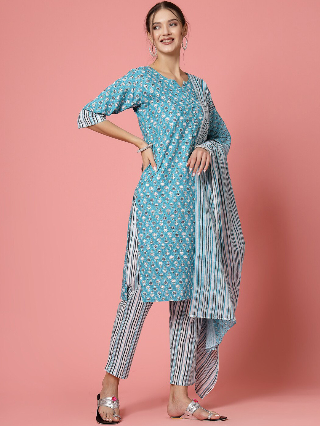 

Molly & Michel Floral Printed Regular Pure Cotton Kurta & Trousers With Dupatta, Turquoise blue