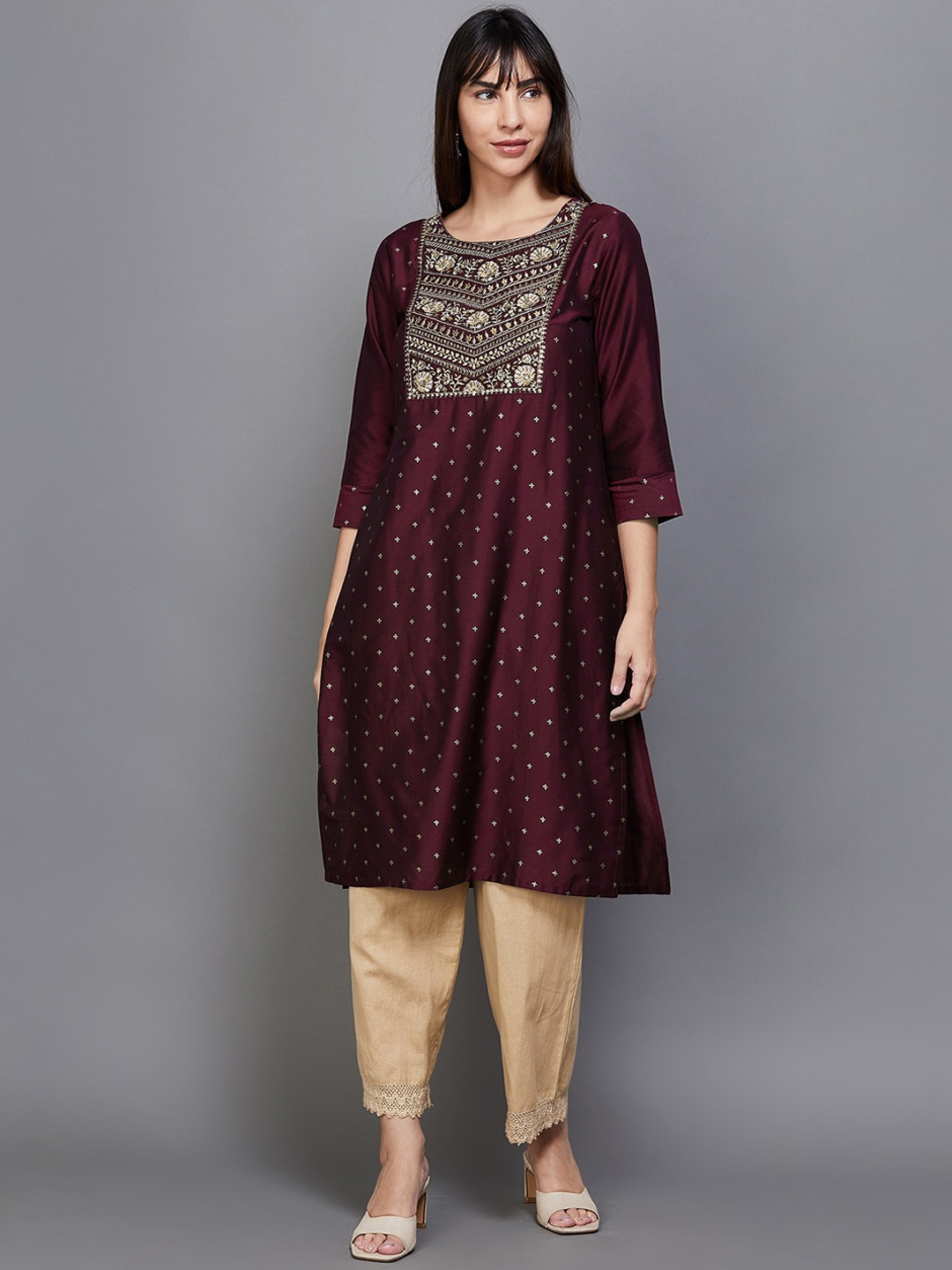 

Melange by Lifestyle Ethnic Embroidered Straight Kurta, Maroon