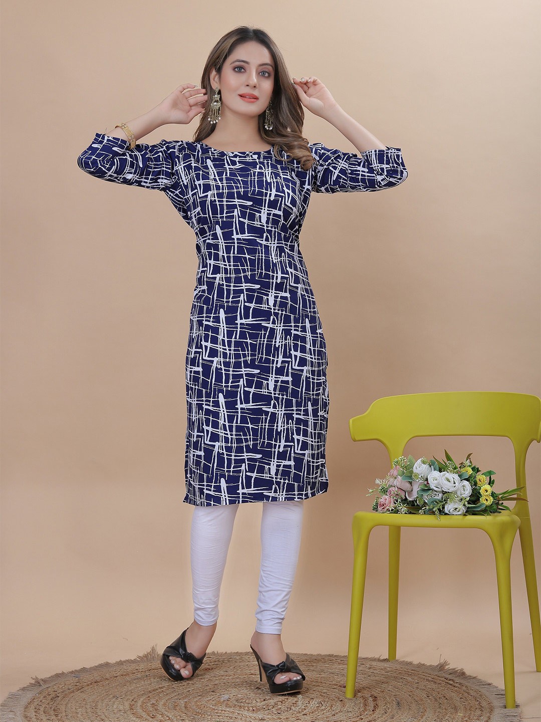 

KALINI Geometric Printed Kurta, Blue