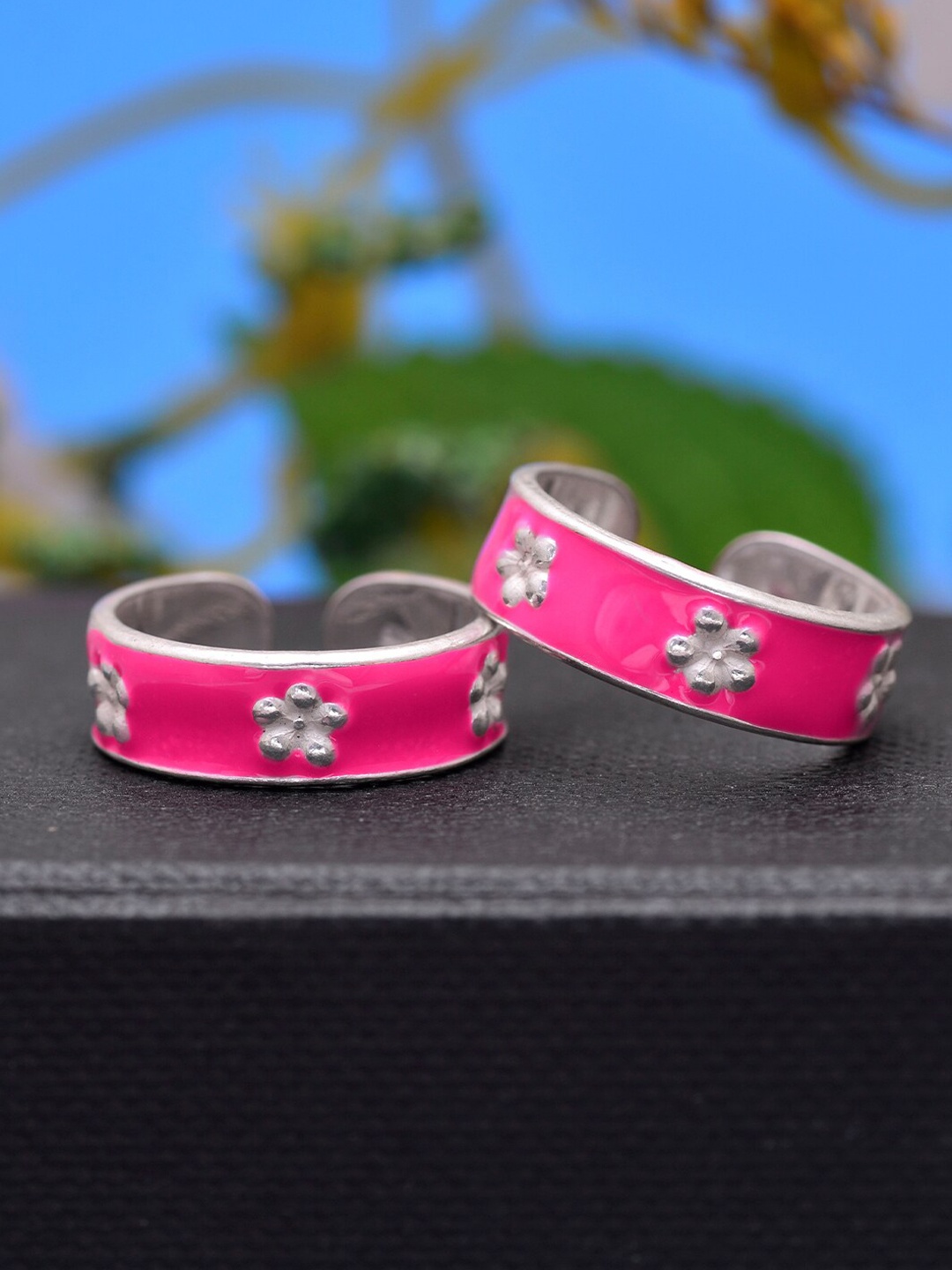

Abhooshan 92.5 Sterling Silver Adjustable Toe Rings