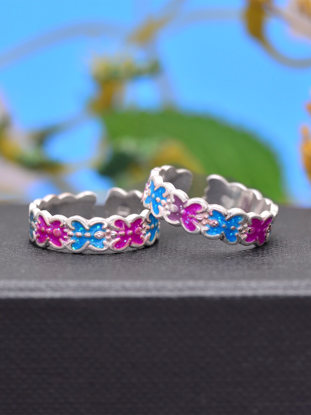 

Abhooshan 92.5 Sterling Silver Adjustable Toe Rings