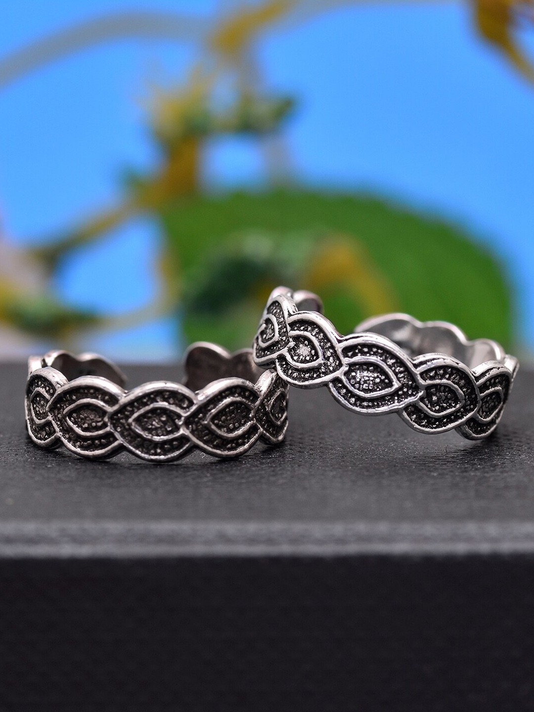 

Abhooshan Set Of 2 92.5 Sterling Silver Oxidized Adjustable Toe Rings