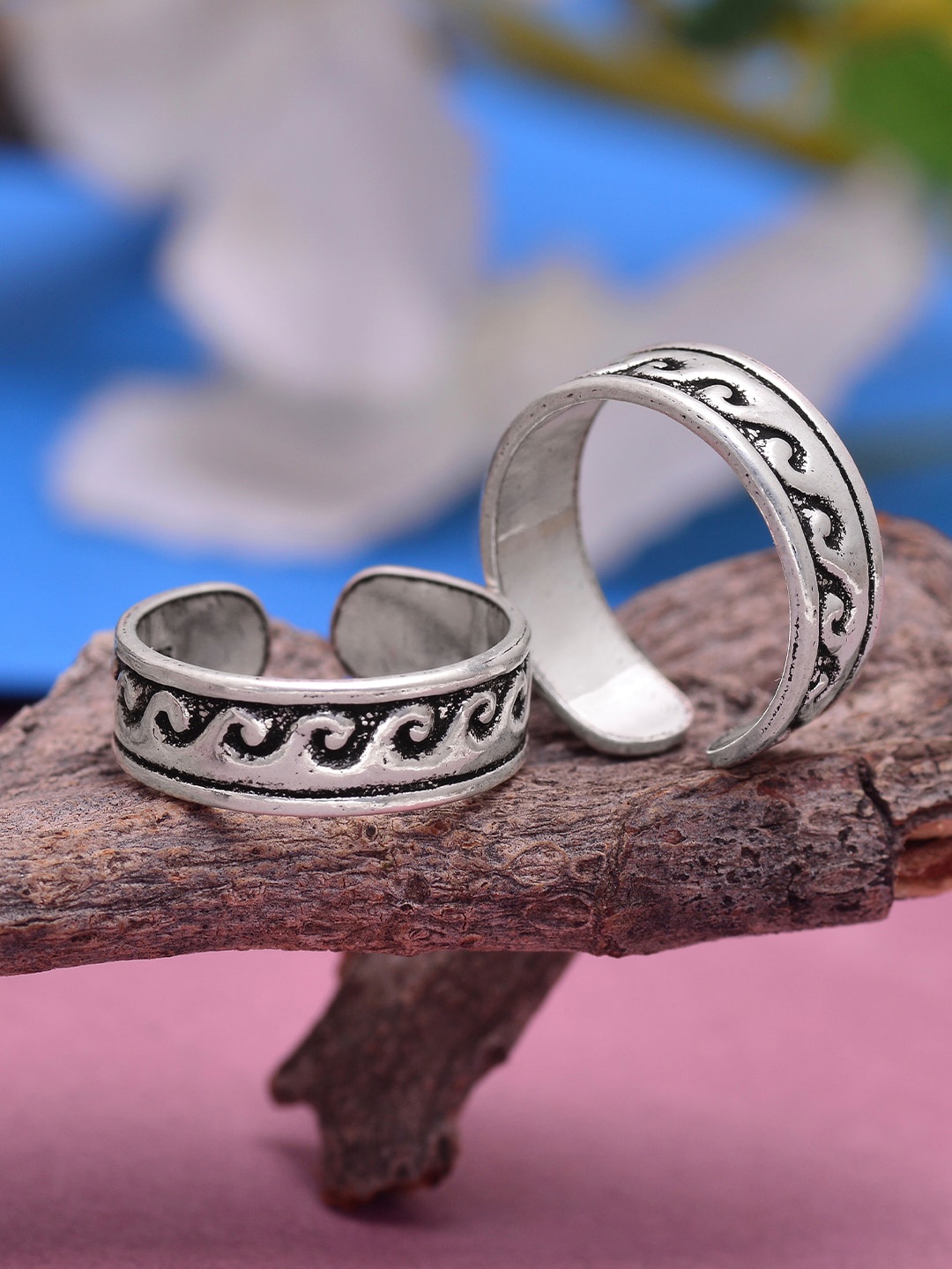 

Abhooshan Set Of 2 92.5 Sterling Silver Oxidized Adjustable Toe Rings