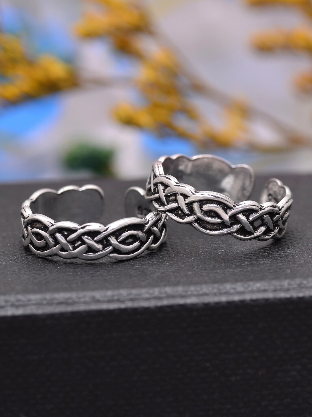 

Abhooshan Set Of 2 92.5 Sterling Silver Oxidized Adjustable Toe Rings