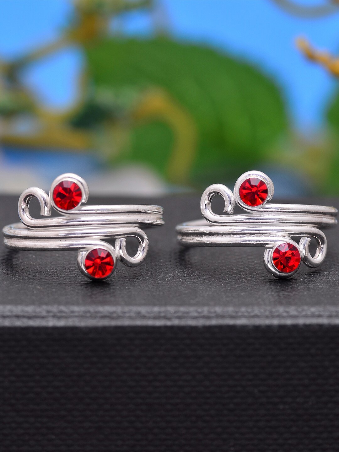 

Abhooshan Set Of 2 92.5 Sterling Silver Crystal-Studded Adjustable Toe Rings