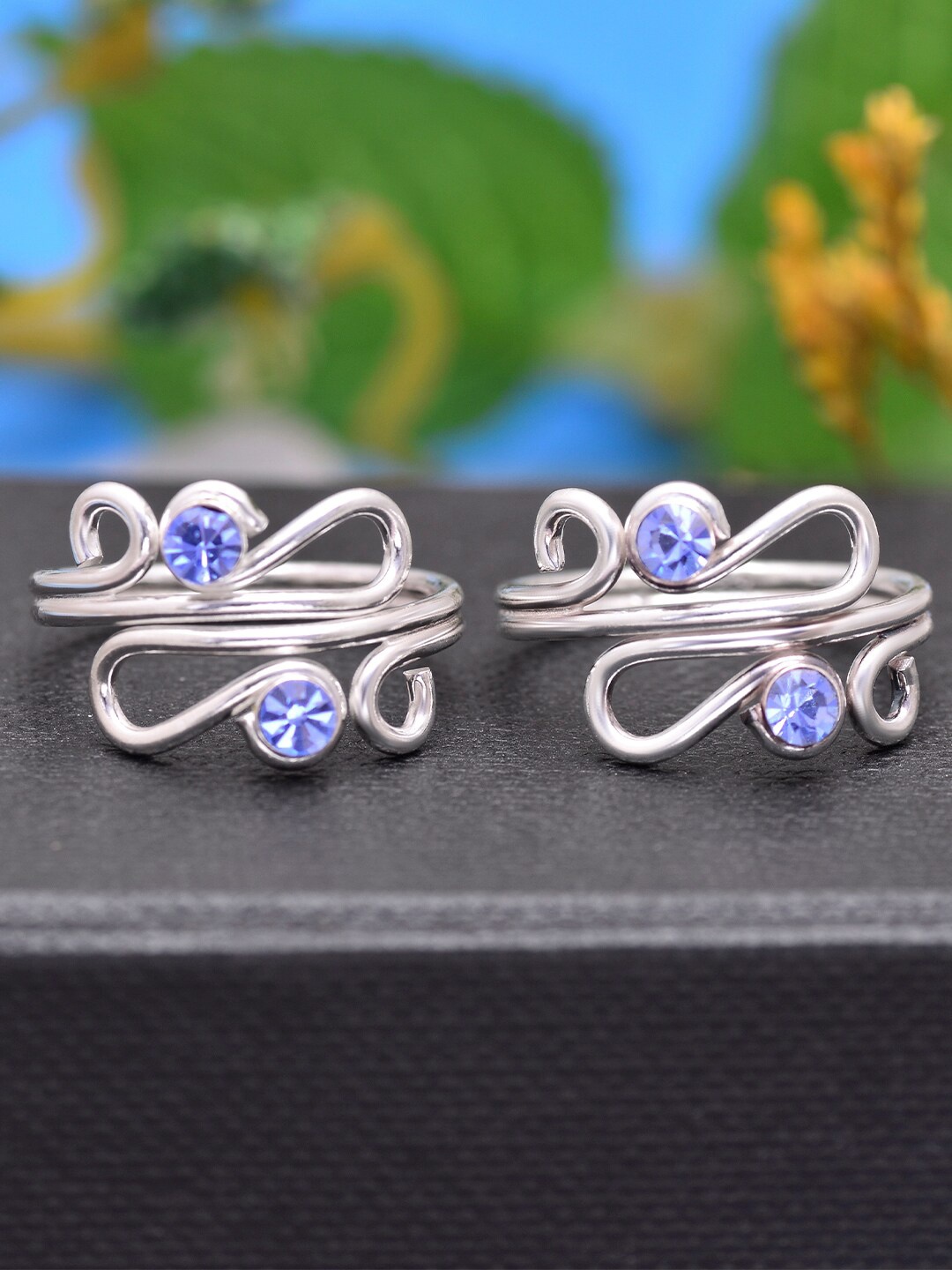 

Abhooshan Set Of 2 92.5 Sterling Silver Crystal-Studded Adjustable Toe Rings