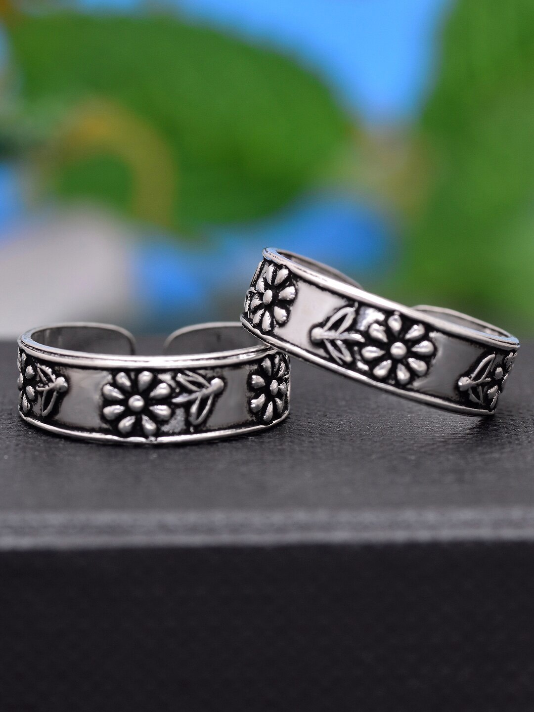 

Abhooshan Set Of 2 92.5 Sterling Silver Adjustable Toe Rings