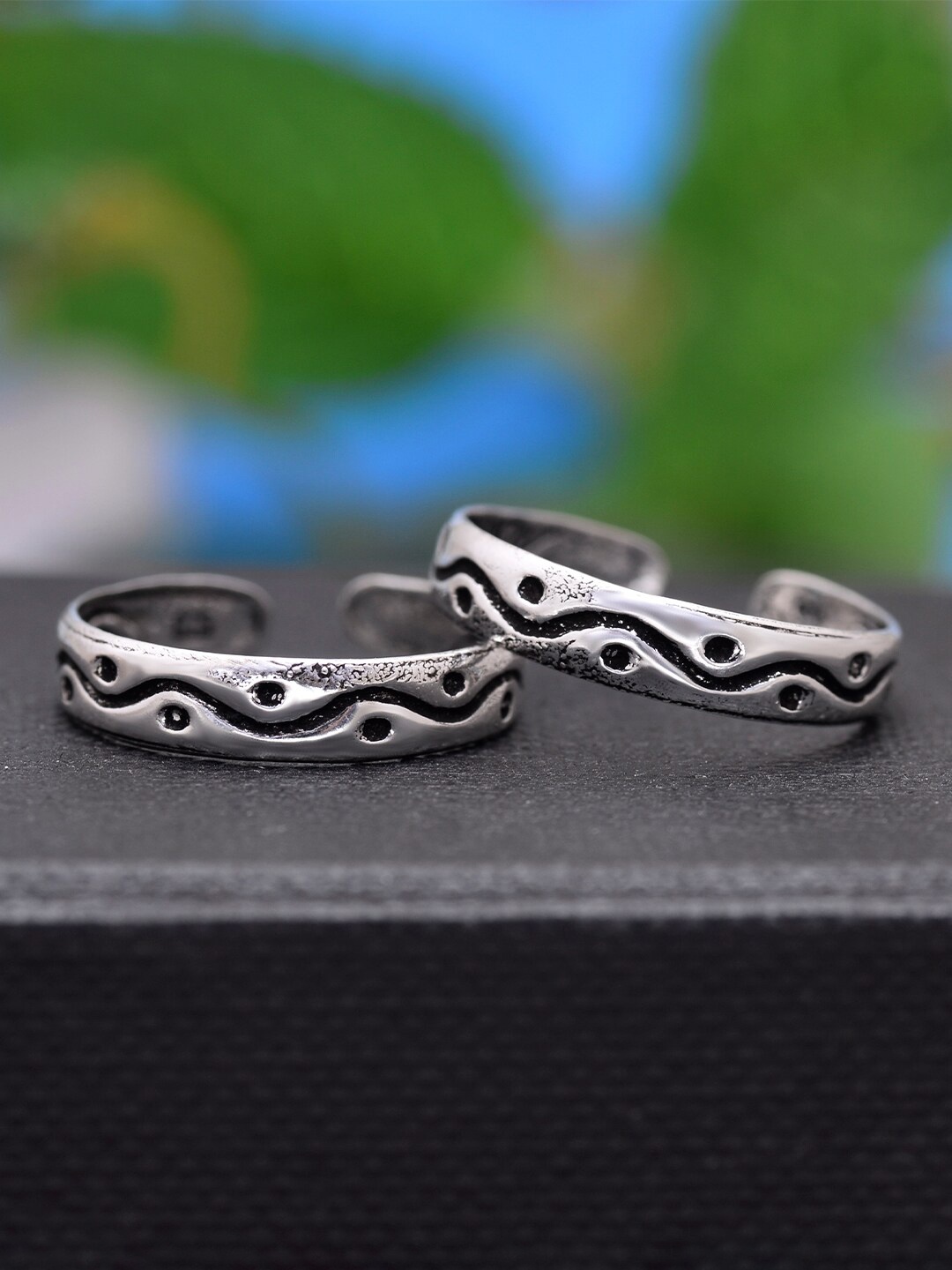 

Abhooshan Set Of 2 92.5 Sterling Silver Adjustable Toe Rings