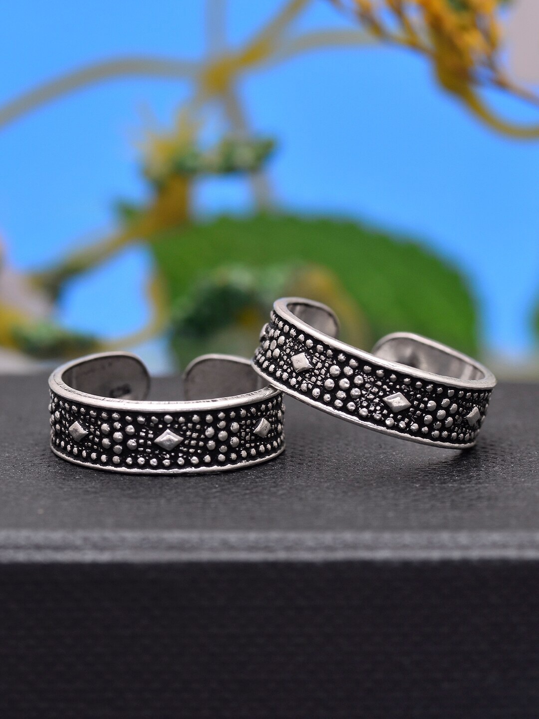

Abhooshan Set Of 2 92.5 Sterling Silver Adjustable Toe Rings