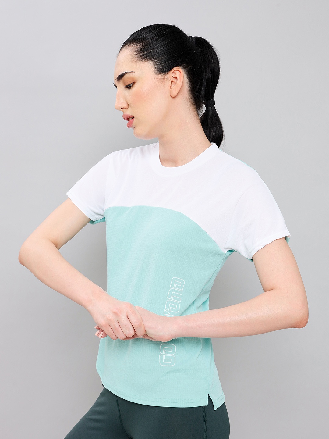 

Technosport Colourblocked Antimicrobial Slim Fit Short Length T-shirt, Blue