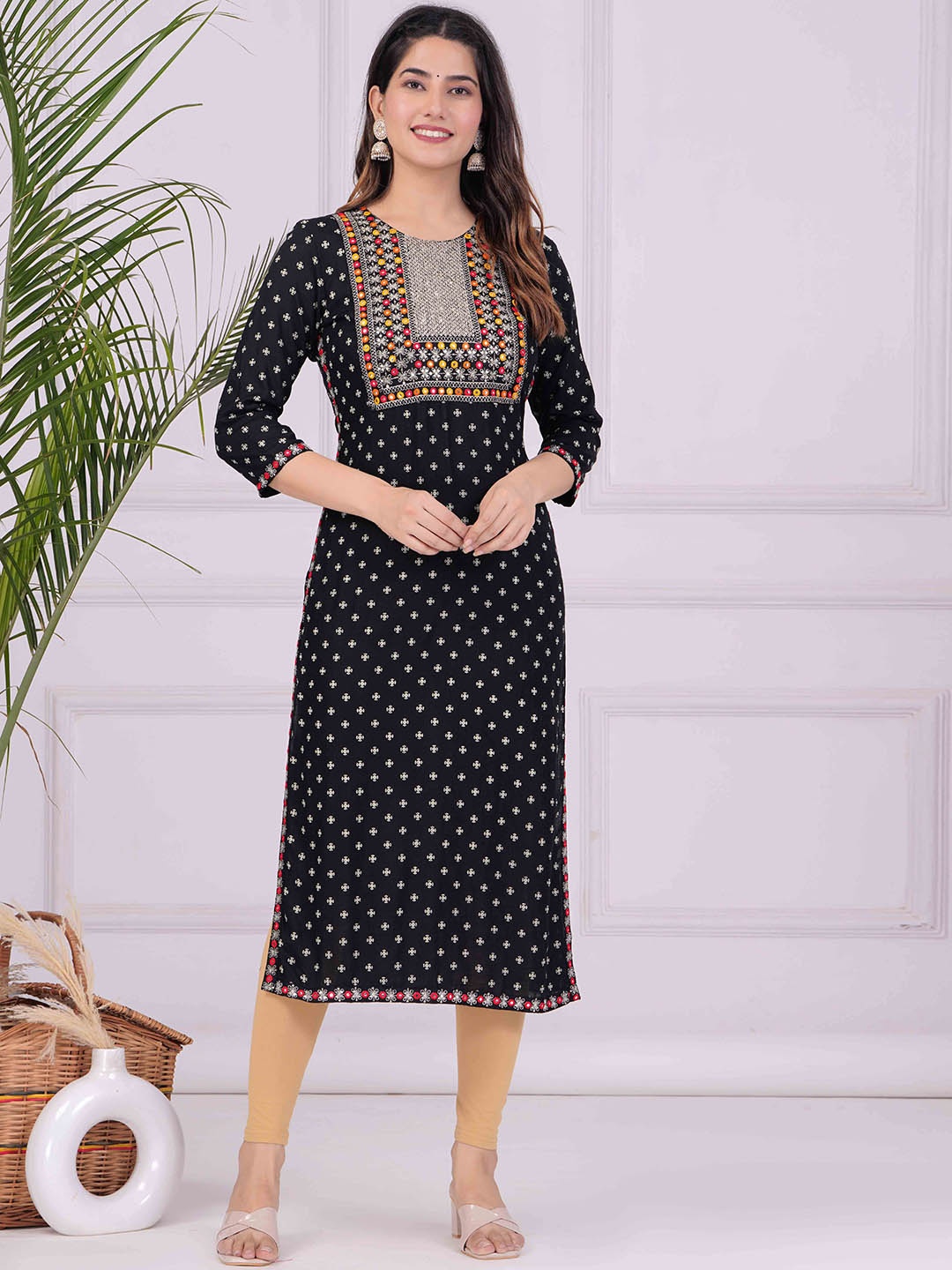 

FASHION DEPTH Floral Printed Mirror Work Straight Kurta, Black