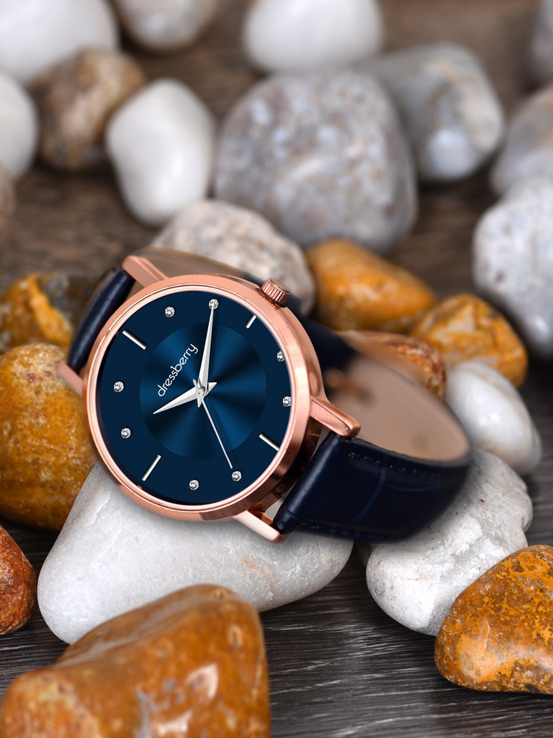 

DressBerry Dial & Leather Bracelet Style Straps Analogue Watch HOBDB-141-BL, Blue