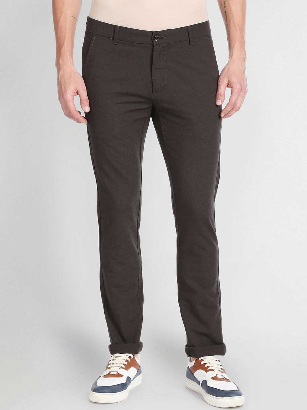 

Arrow Sport Men Slim Fit Low-Rise Chinos, Brown