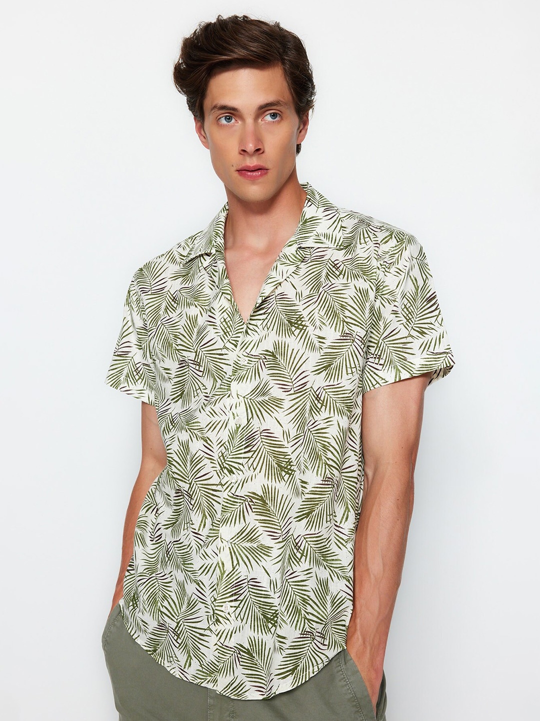 

Trendyol Tropical Printed Spread Collar Cotton Casual Shirt, Green