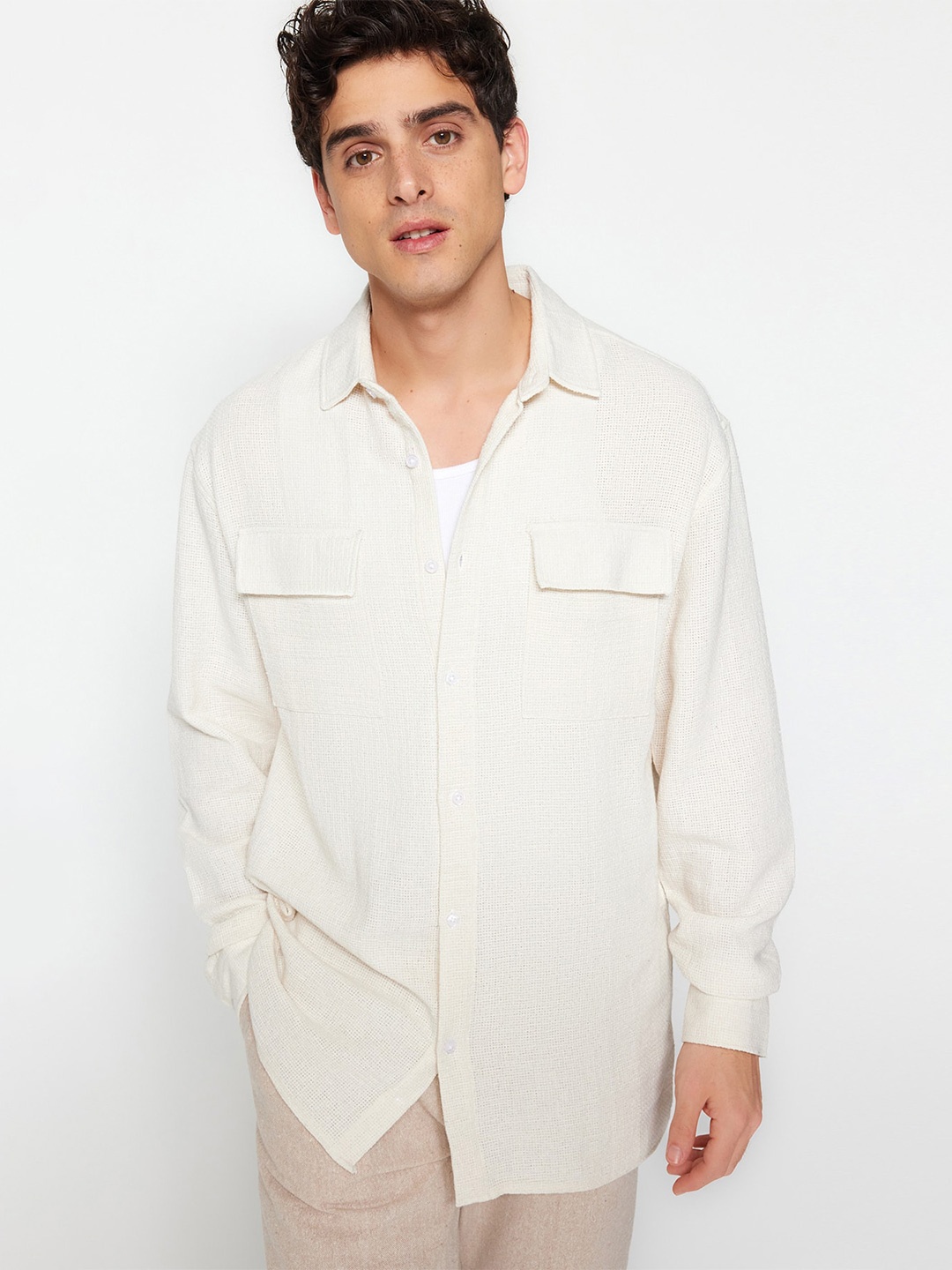 

Trendyol Spread Collar Long Sleeves Pockets Casual Shirt, Off white