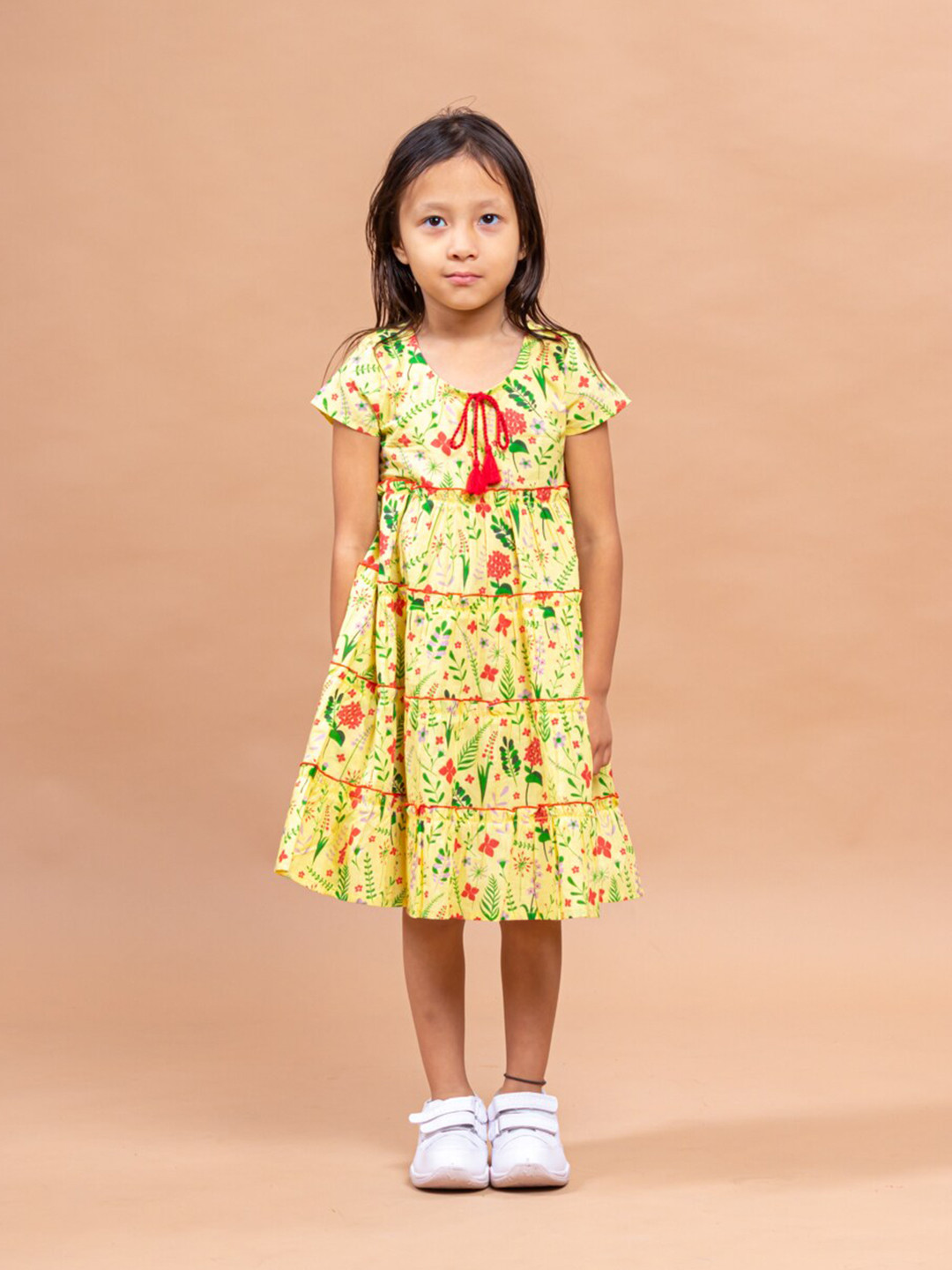 

Sangria Girls Yellow Floral Printed Keyhole Neck Tiered Pure Cotton A-line Dress