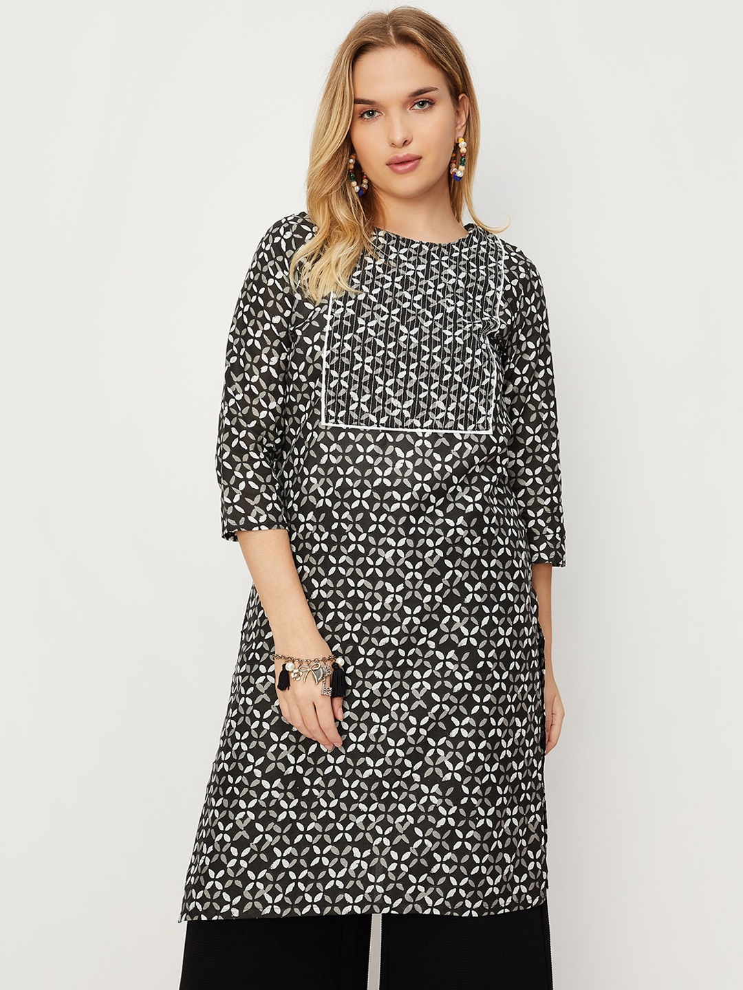 

max Geometric Printed Straight Kurta, Black
