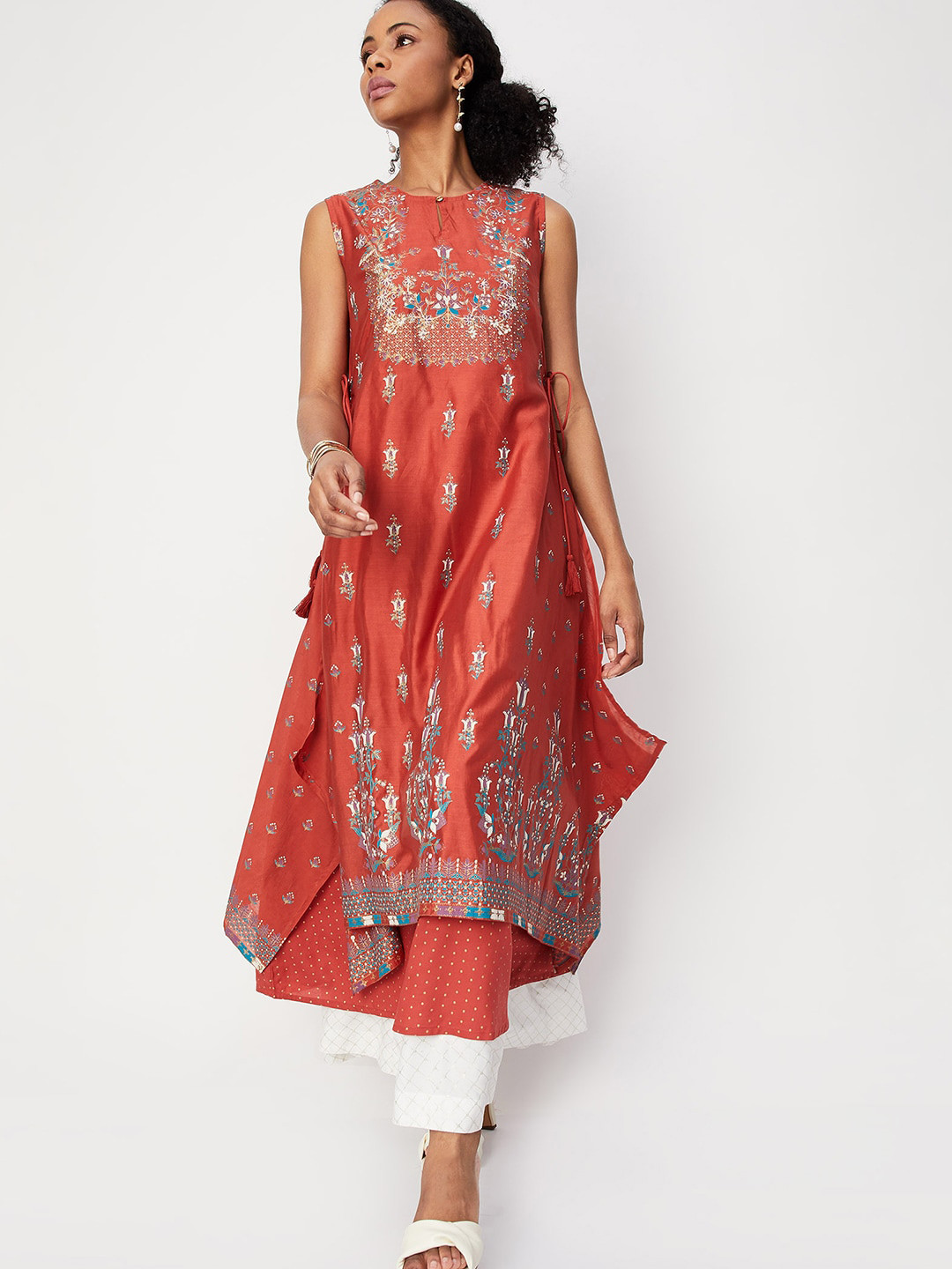 

max Floral Printed Keyhole Neck Sleeveless Anarkali Kurta, Orange
