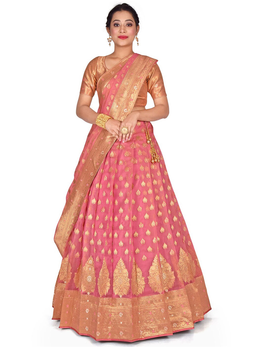 

HALFSAREE STUDIO Pink & Gold-Toned Semi-Stitched Lehenga & Unstitched Blouse With Dupatta