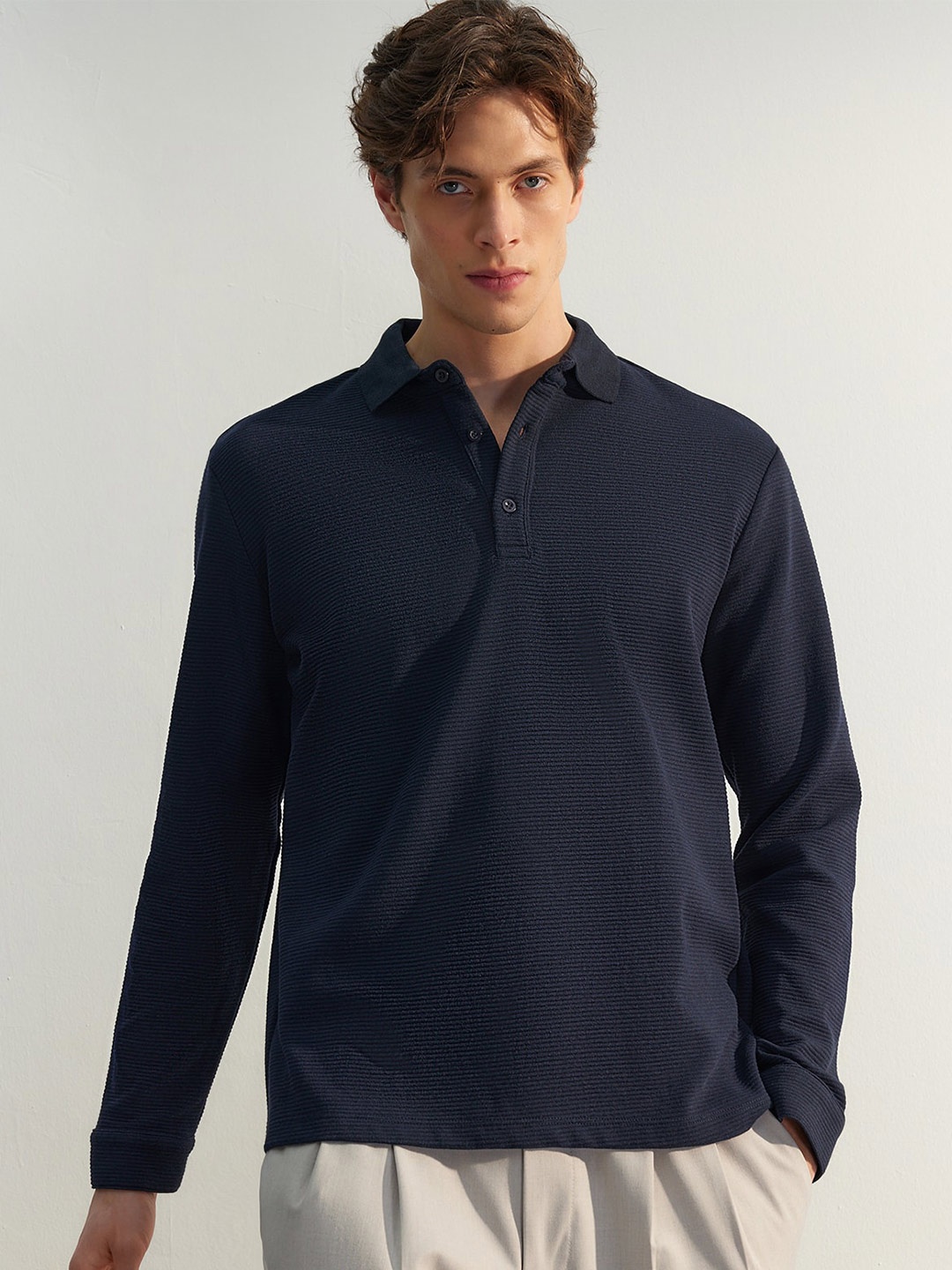 

Trendyol Self Design Polo Collar Sweatshirt, Na