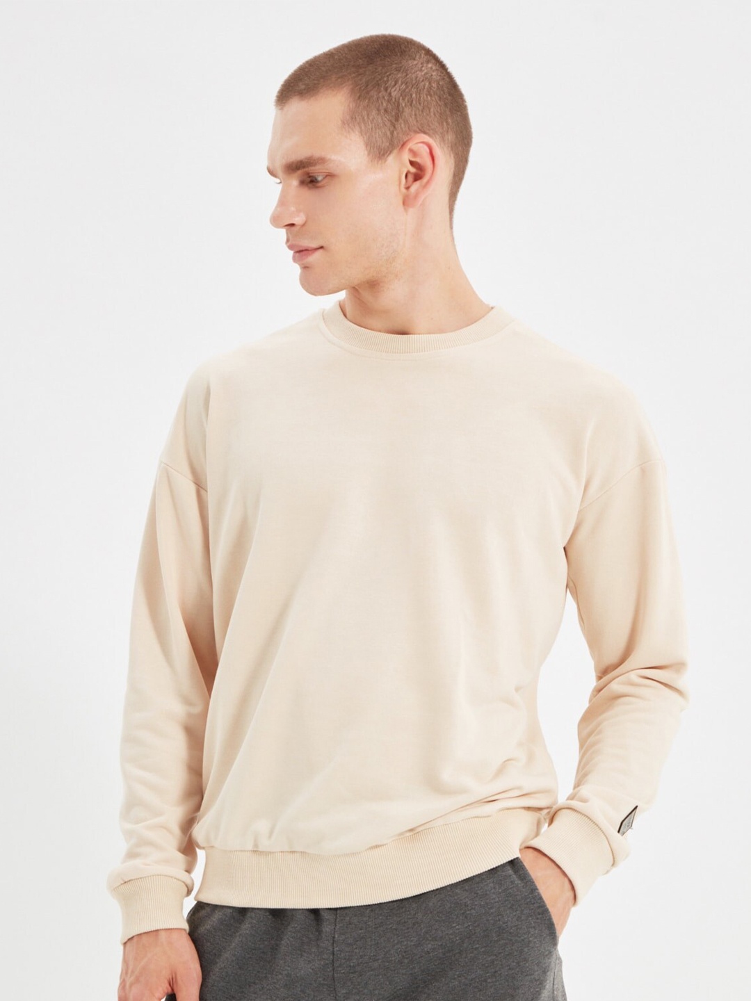 

Trendyol Round Neck Pullover Sweatshirt, Beige