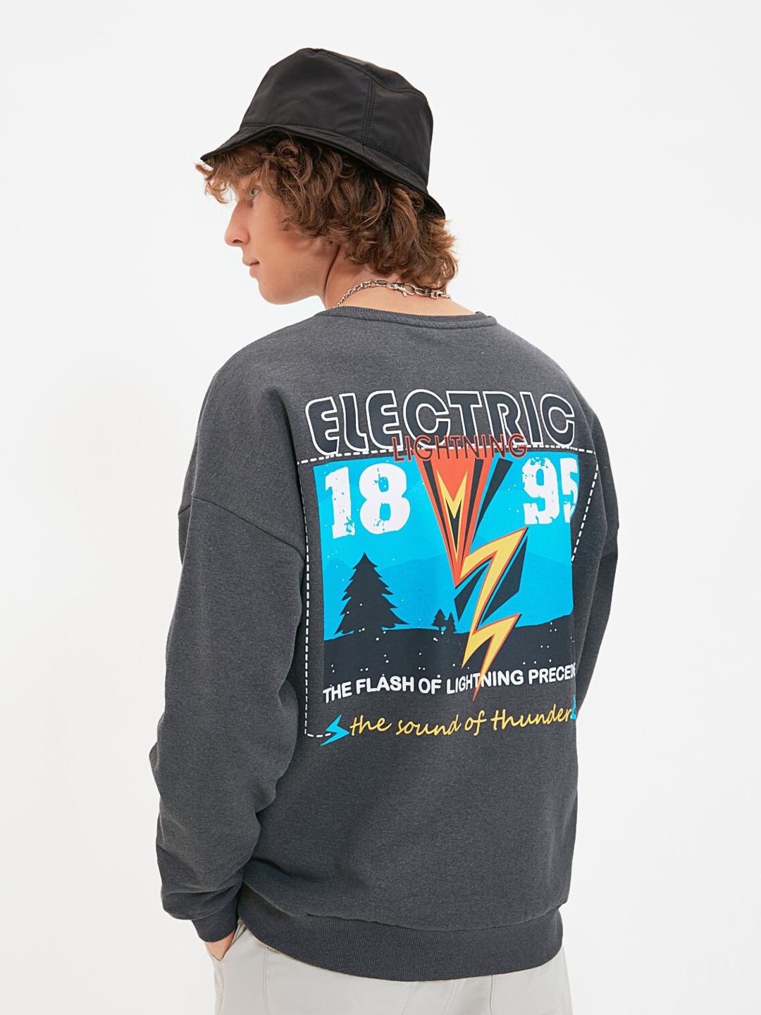 

Trendyol Graphic Printed Pullover Sweatshirt, Grey