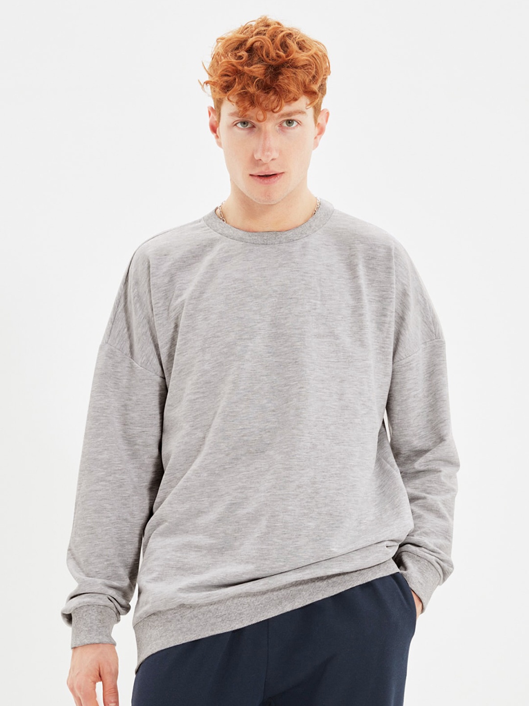 

Trendyol Drop-Shoulder Sleeves Round Neck Pullover Sweatshirt, Grey