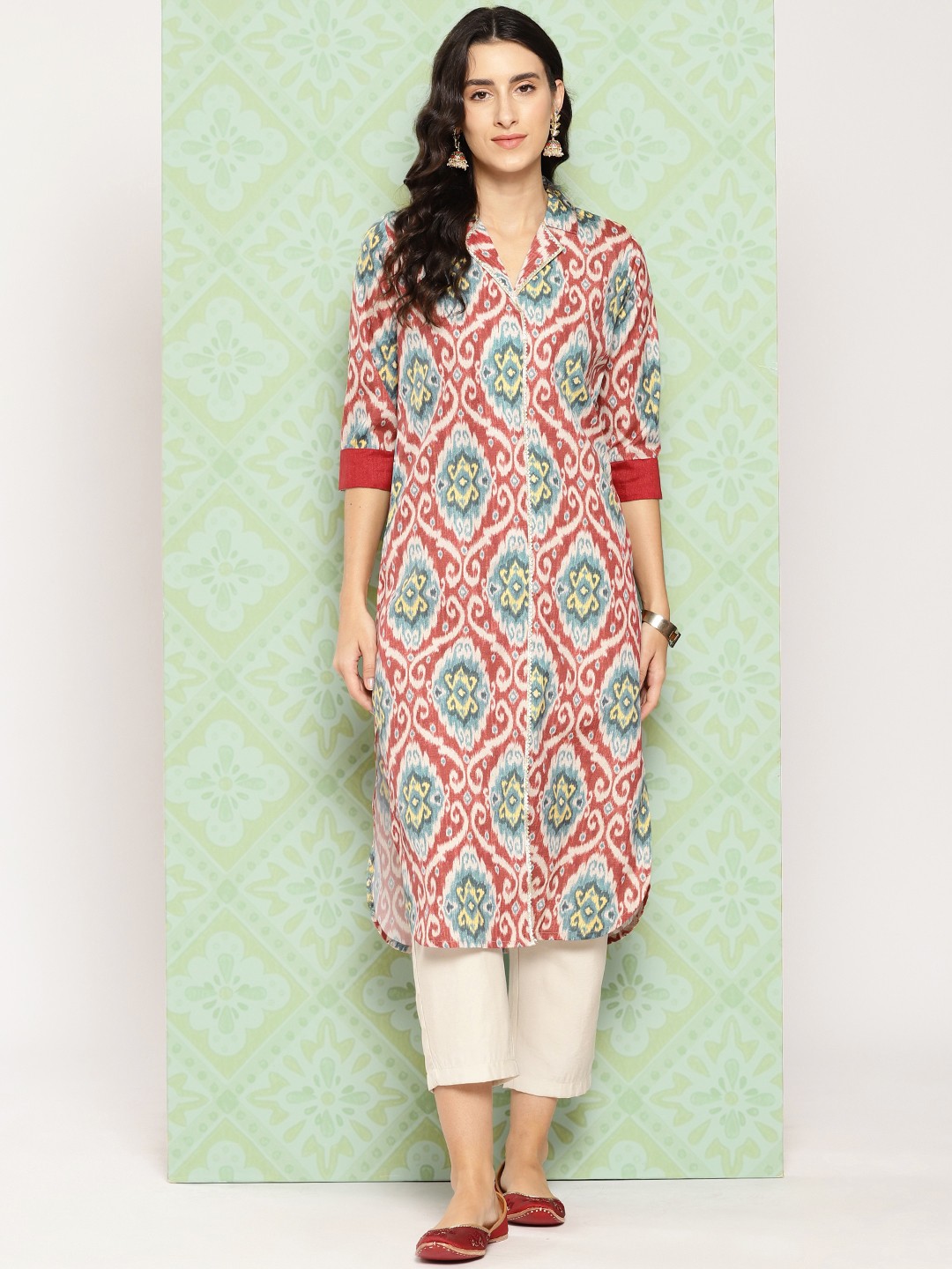 

Ahalyaa Women Ethnic Motifs Printed Gotta Patti Crepe Kurta, Red