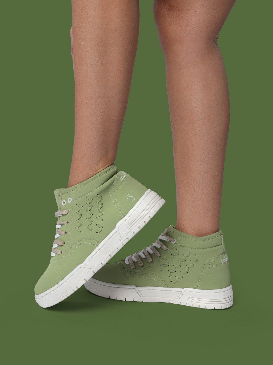 

SOLETHREADS REBEL Women Textured Mid-Top Sneakers, Green
