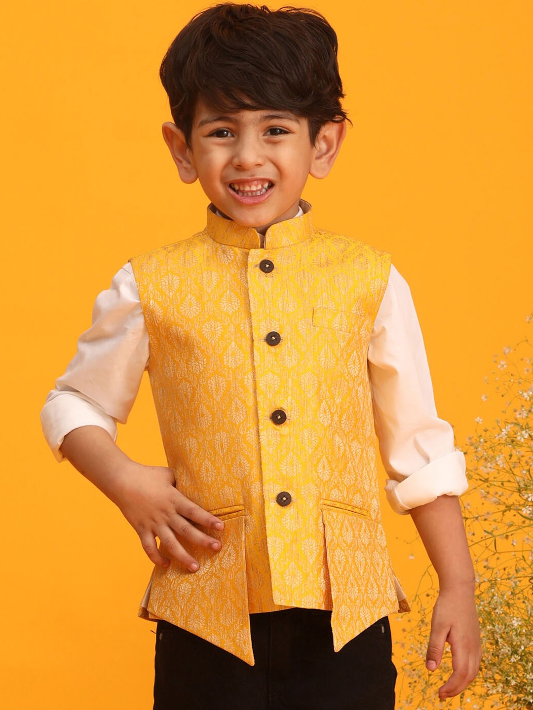 

VASTRAMAY Boys Woven Design Nehru Jacket, Yellow