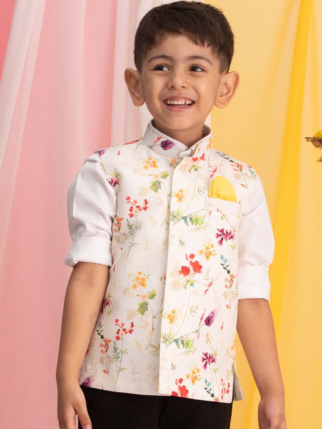 

VASTRAMAY Boys Printed Nehru Jackets, Cream