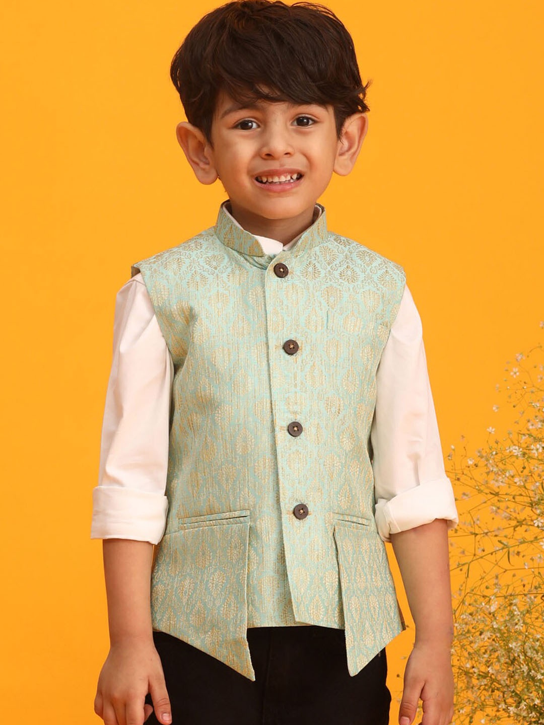 

VASTRAMAY Boys Woven Design Nehru Jackets, Green