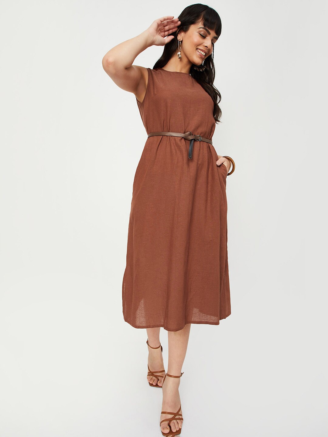 

max Round Neck Tie-Ups A-Line Midi Dress, Brown