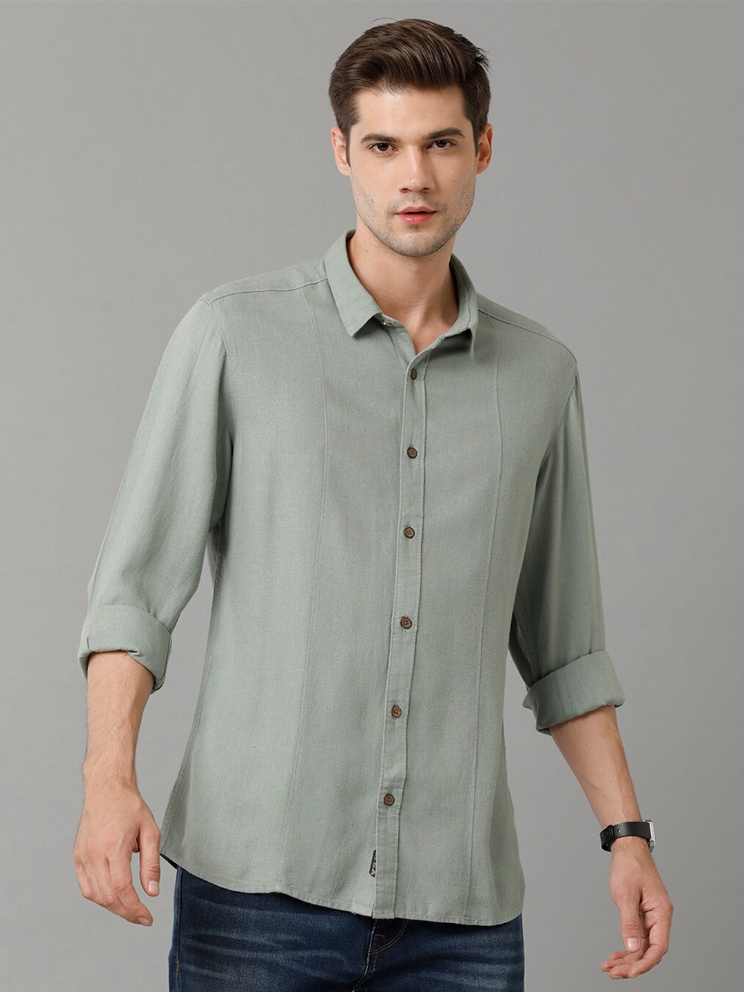 

Voi Jeans Slim Fit Spread Collar Long Sleeves Casual Shirt, Green