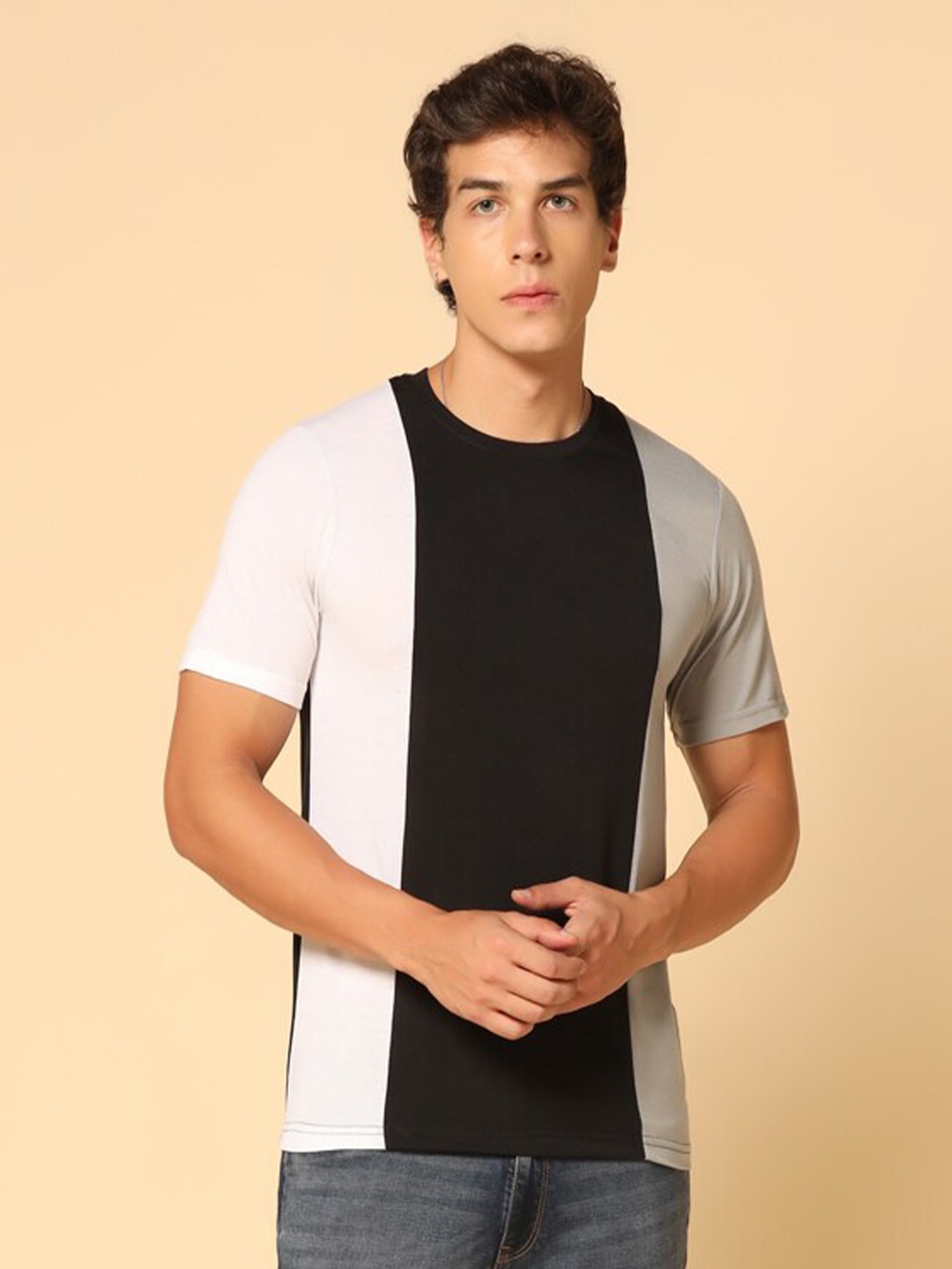 

INKKR Colourblocked Casual T-shirt, White