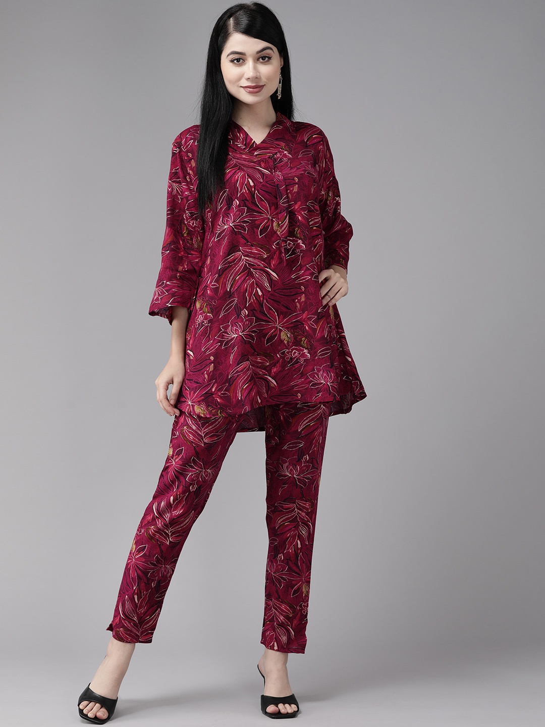

Aarika Women Floral Printed Regular Pure Cotton Kurta with Trousers, Pink