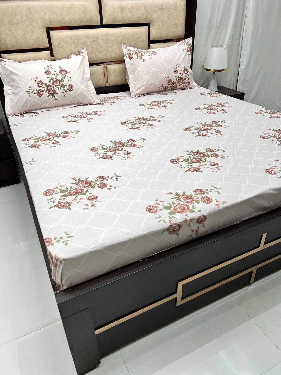 

Pure Decor Villa White Floral Cotton 330 TC King Bedsheet & 2 Pillow Covers