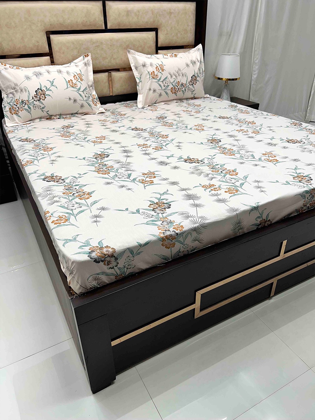 

Pure Decor Villa White Floral Cotton 330 TC King Bedsheet & 2 Pillow Covers