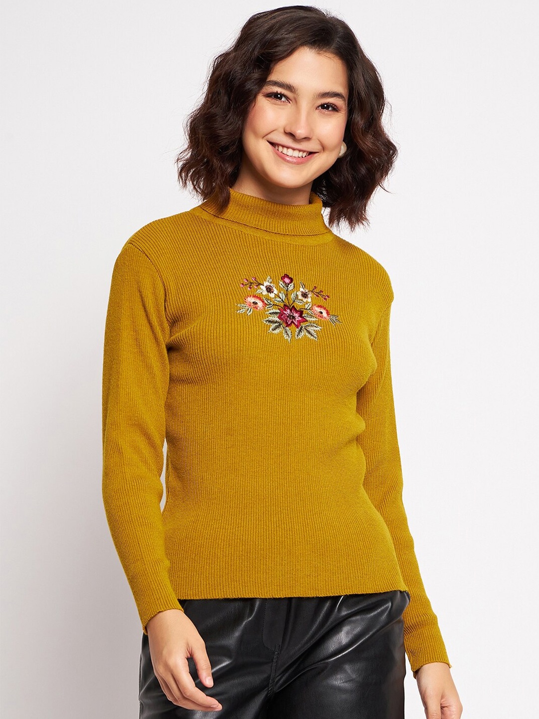 

CLAPTON Turtle Neck Pullover With Embroidered Detail, Mustard