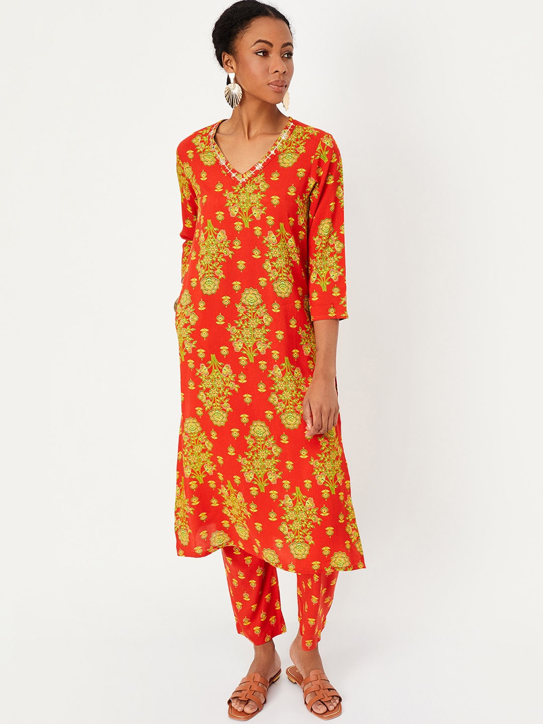 

max Floral Printed Straight kurta with trousers, Orange
