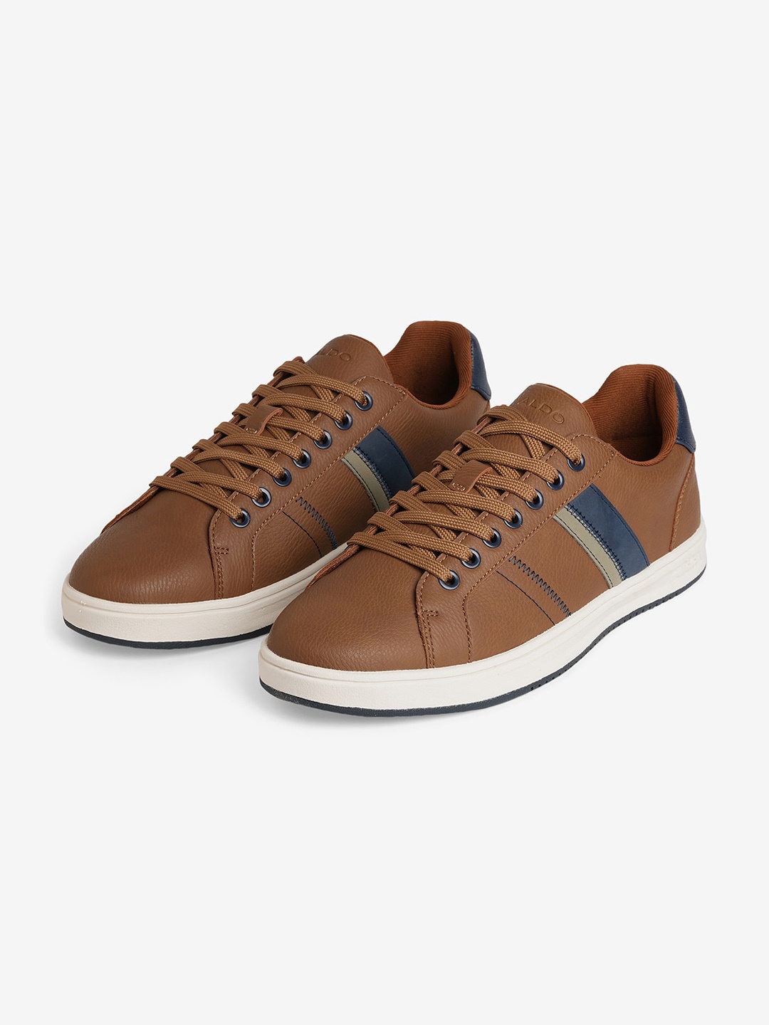 

ALDO Men Striped Contrast Sole Sneakers, Brown