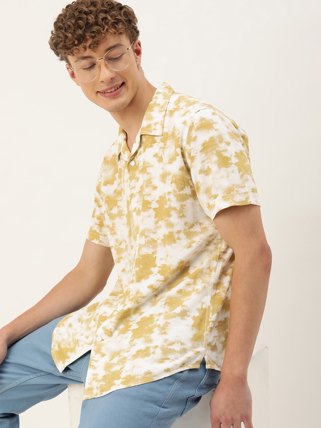 

Mast & Harbour Men Slim Fit Abstract Printed Casual Shirt, White