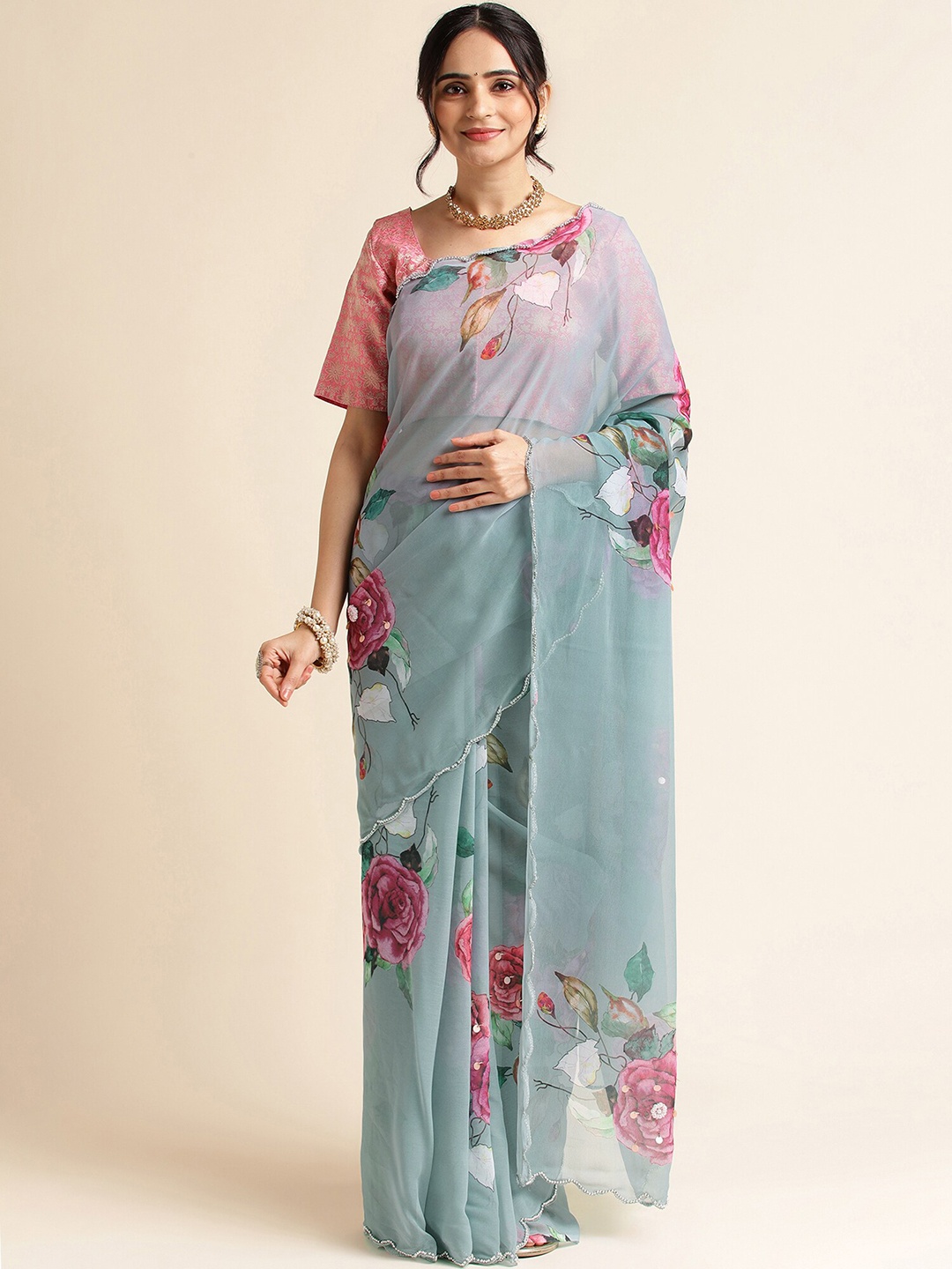 

FABMORA Floral Embroidered Pure Georgette Saree, Grey